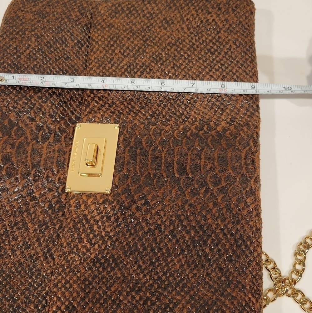 MICHAEL KORS Women Jet Set MK LG CLUTCH Snake Skin Brown original price $248.00. - Picture 9 of 12